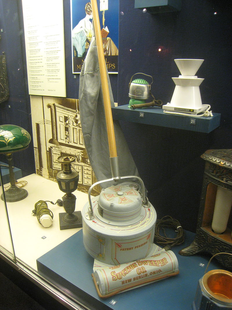 Early electric vacuum cleaner from 1908.